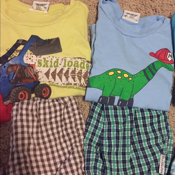 Boys Miss Tee V Us shorts set - Picture 3 of 5